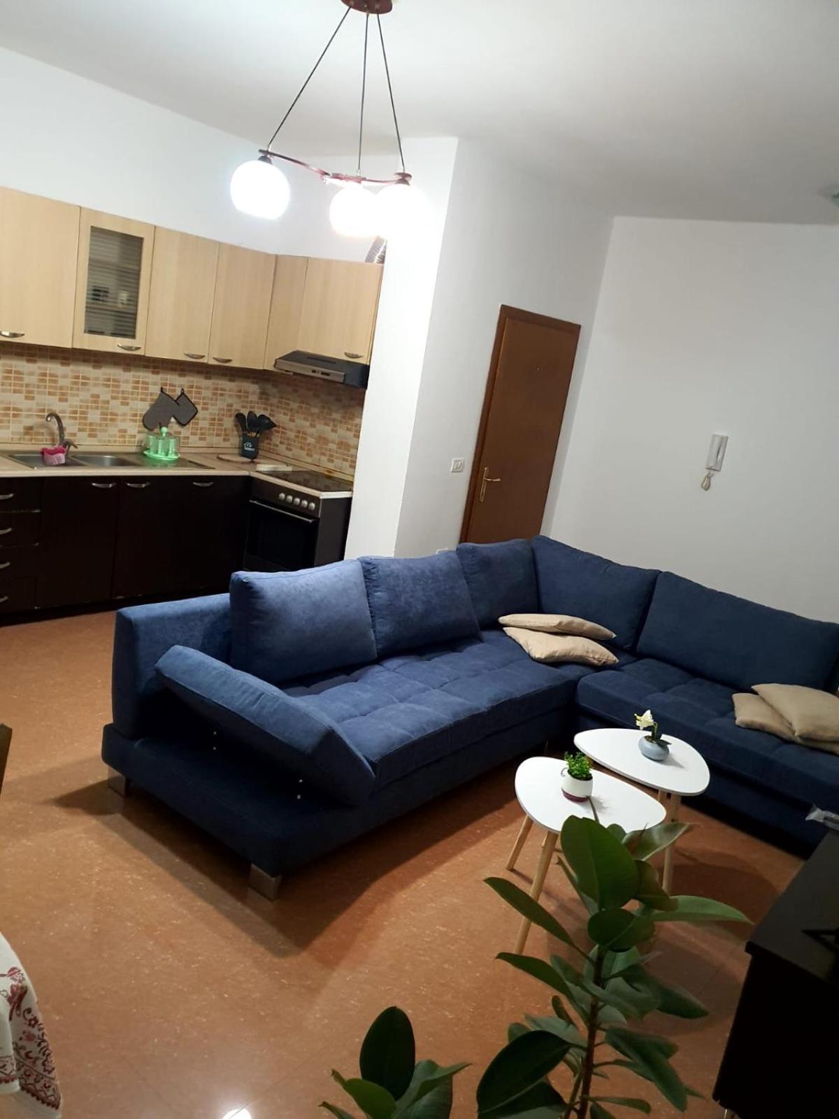 City Center Apartment Shkodër Esterno foto